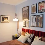 Premium 2-level On Rhine, Great Location Apartment