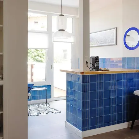 Premium 2-level On Rhine, Great Location Duisburg