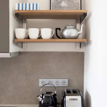 Premium 2-level On Rhine, Great Location