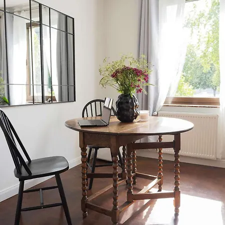 Premium 2-level On Rhine, Great Location دوسبرغ