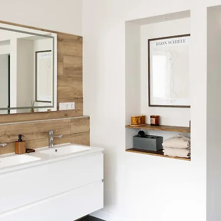 Premium 2-level On Rhine, Great Location