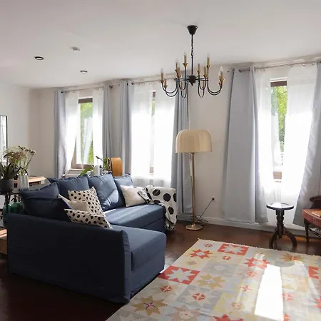 Premium 2-level On Rhine, Great Location Duisburg