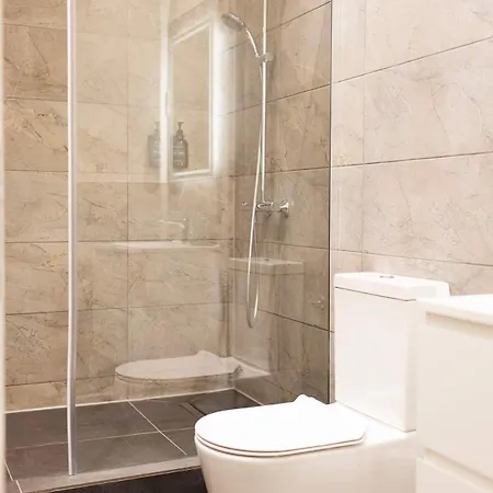 Premium 2-level On Rhine, Great Location * Duisburg