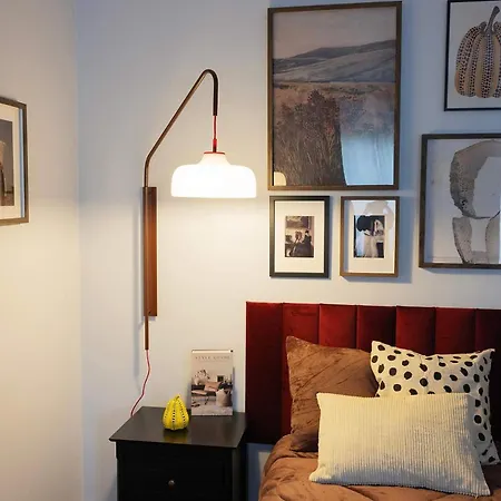 Premium 2-level On Rhine, Great Location Lejlighed *