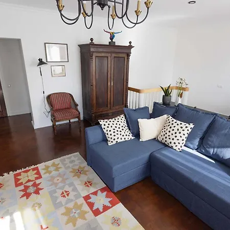 Premium 2-level On Rhine, Great Location