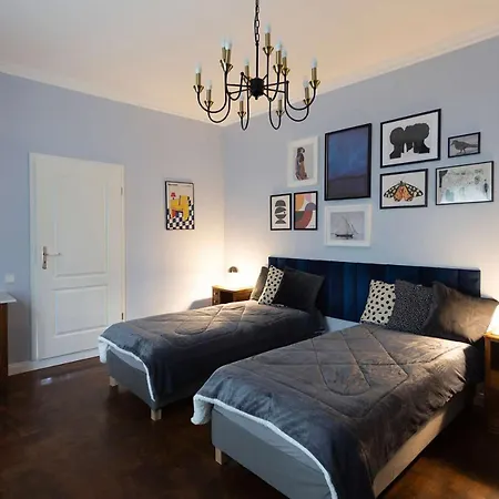 Premium 2-level On Rhine, Great Location دوسبرغ