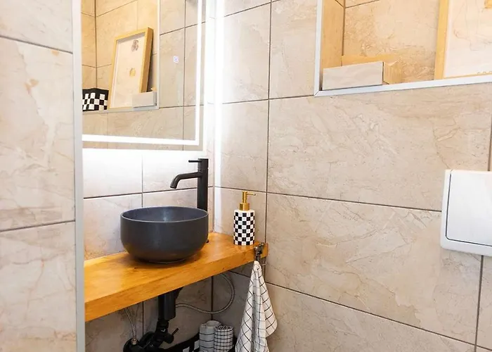 Premium 2-level On Rhine, Great Location Appartement *