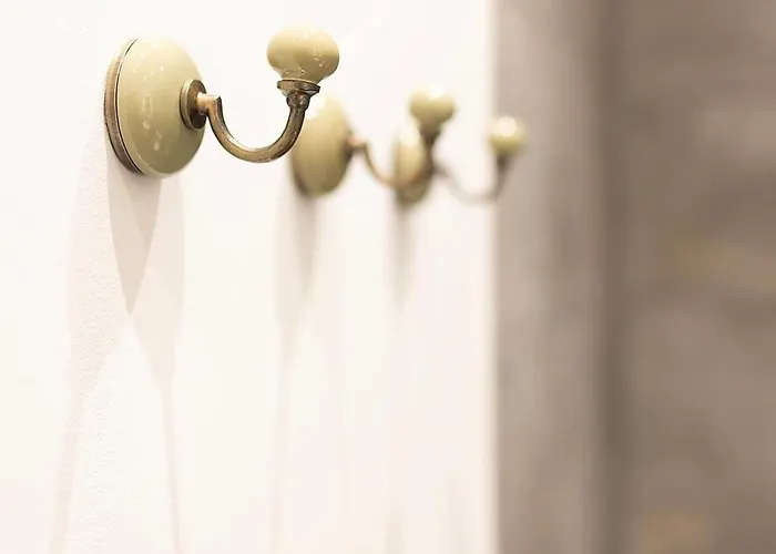 Premium 2-level On Rhine, Great Location *