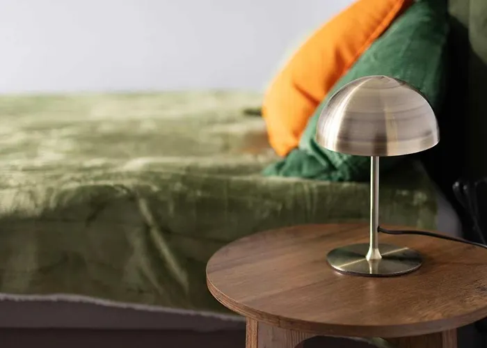 Premium 2-level On Rhine, Great Location Appartement