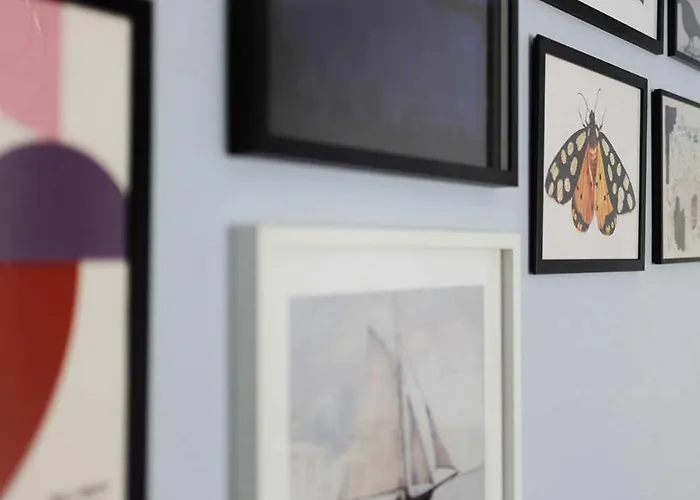 Premium 2-level On Rhine, Great Location Appartement *